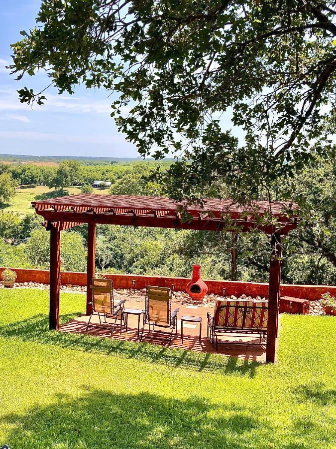 Casa Del Rio Bed And Breakfast Bastrop Exterior photo